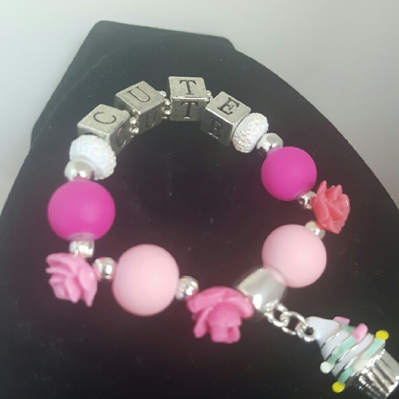 Best Gifts to your loved ones with this cutie😍 - Picture 4 of 4