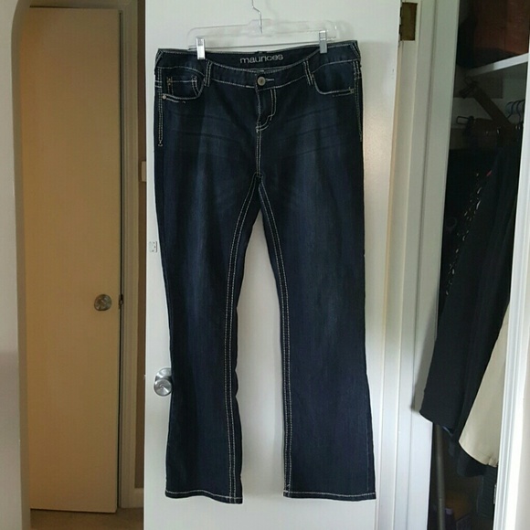 Maurices "Denim Flex" bootleg, slight flare jeans