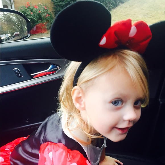 Meet your Posher, Jessica - Picture 2 of 4