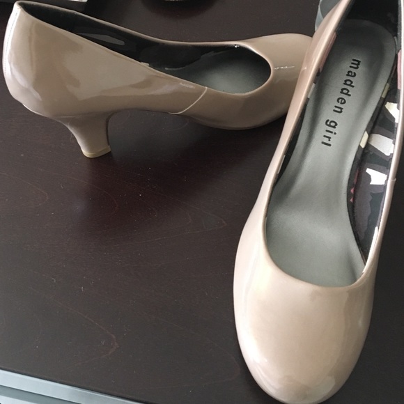 Madden Girl low heels size 6.5