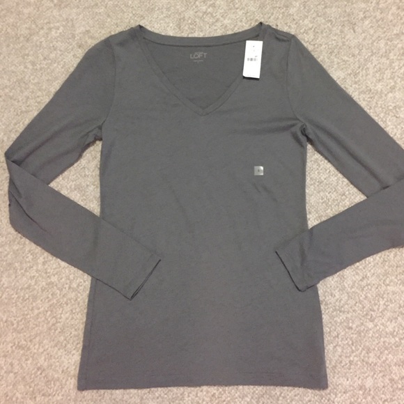 NWT Loft Sz Sm Long Sleeve V-Neck T Shirt - Picture 1 of 3