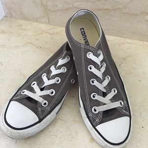 Gray Converse (men's 4 women's 6)
