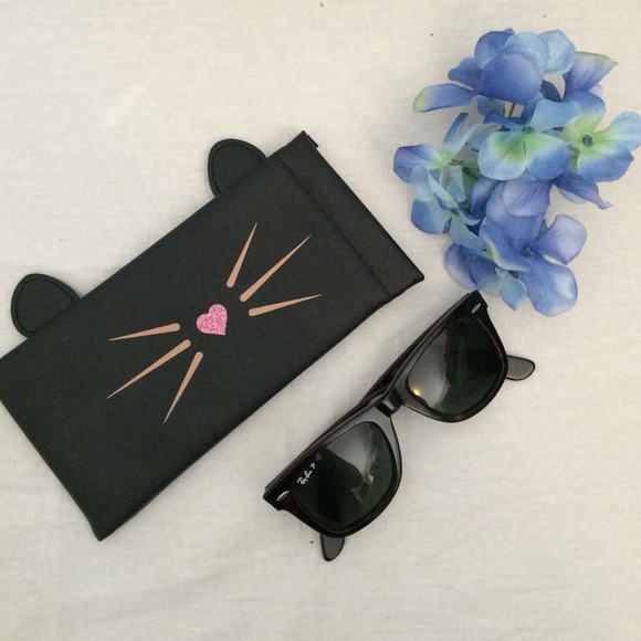 Accessories - Cat sunglasses case