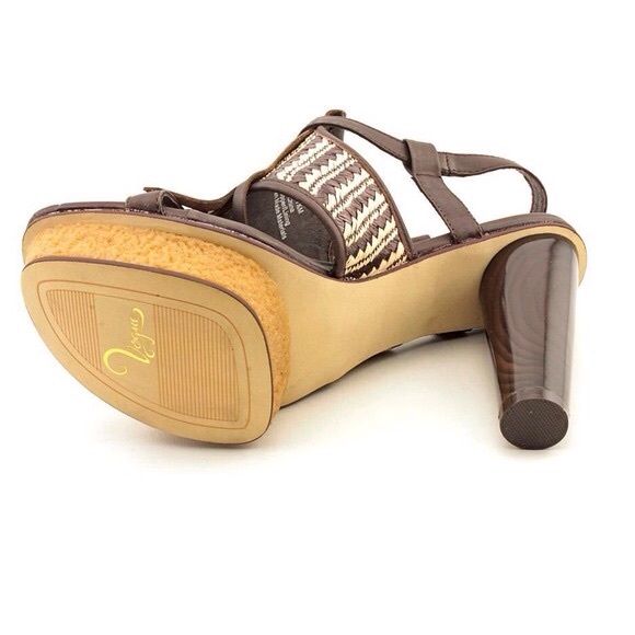 Summer sandals - Picture 3 of 3