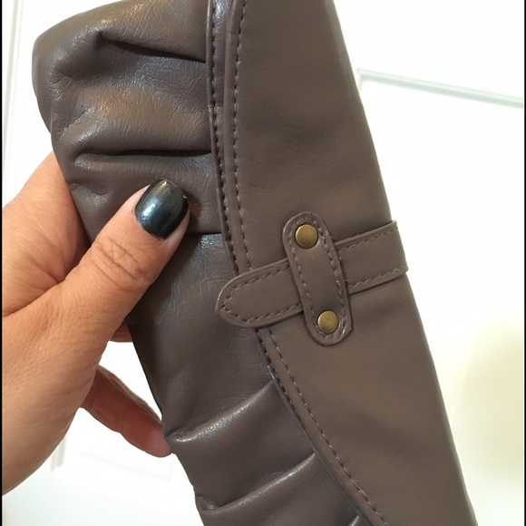 Urban Outfitters clutch *final price*