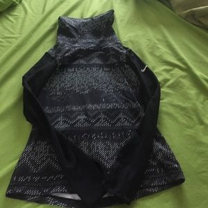 Nike hyper warm cowl neck