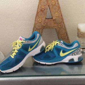 Nike air max
