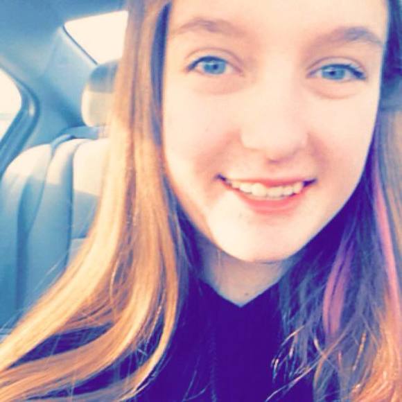 Meet your Posher, Azalyn - Picture 1 of 1