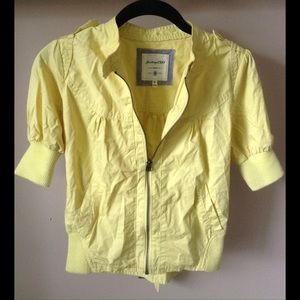Cute spring yellow cropped jacket