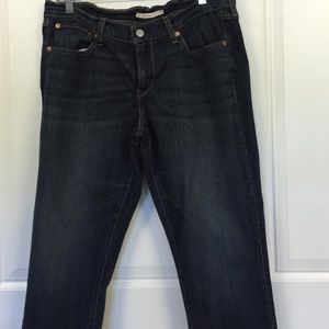 Levis boyfriend ankle jeans