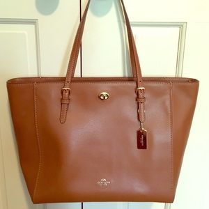 Coach Turnlock Tote in Crossgrain Leather