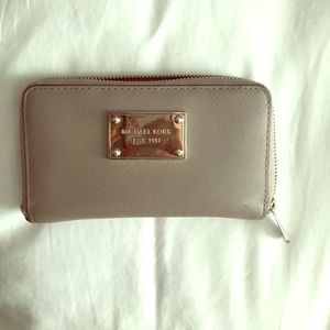Michael Kors Grey Wallet