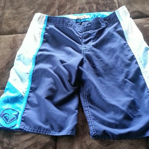 Size 1 roxy board shorts