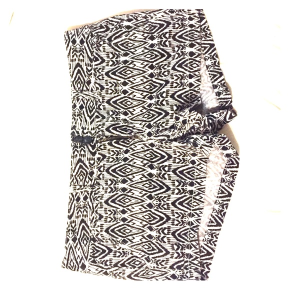 American eagle short
