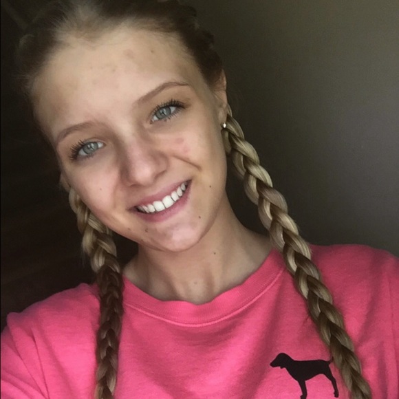 Meet your Posher, Sydnie