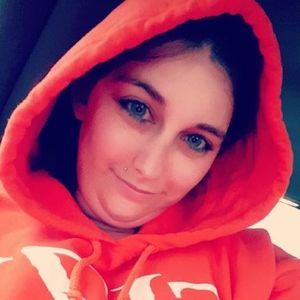 Meet your Posher, Bethie