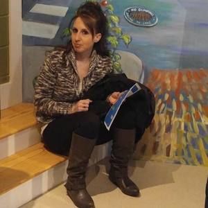 Meet your Posher, Holly