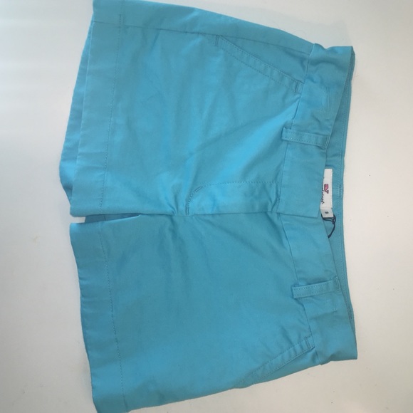 Vineyard Vines shorts