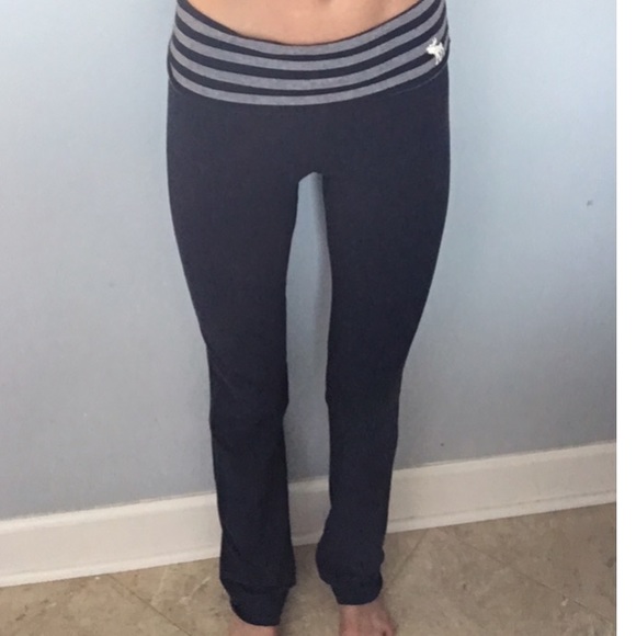 Abercrombie and Fitch yoga pants