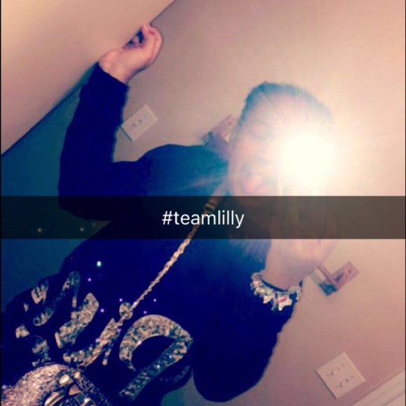 Meet your Posher, Lilly - Picture 4 of 4