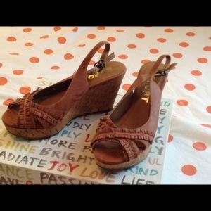 Report Wedge Shoes 7