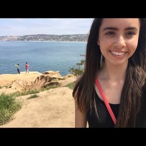 Meet your Posher, Marissa