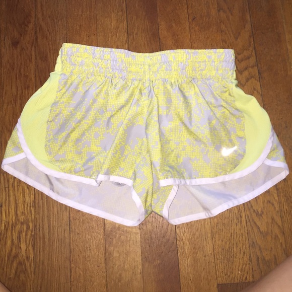 Nike running Dri-Fit Adult Small shorts