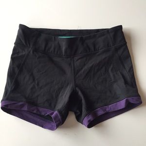 Lucy yoga shorts with fold down waist band