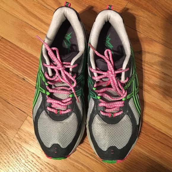 Asics gel running shoes