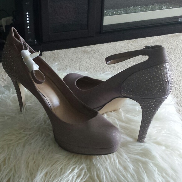 Shoes - Picture 2 of 2