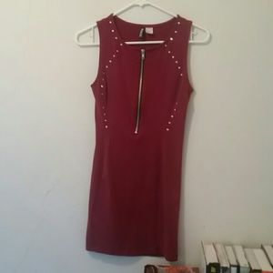 DIVIDED from H&M  berry maroon body con dress
