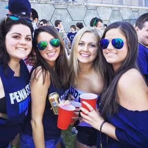 Meet your Posher, Elizabeth