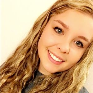 Meet your Posher, Torie