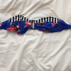 Strapless bathing suit top