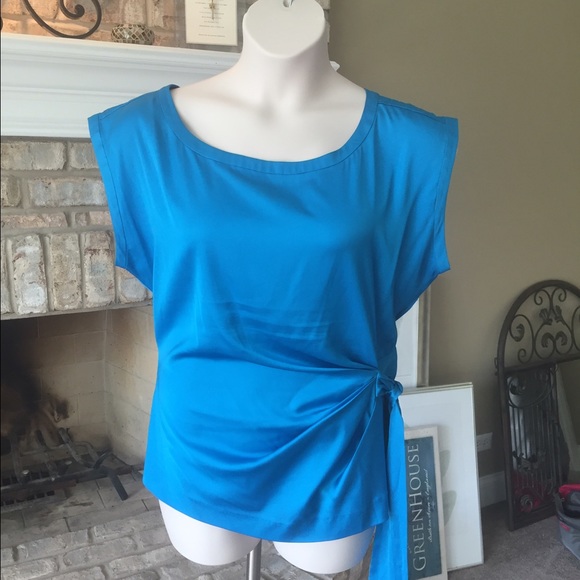 Great blouse for day or night!!!