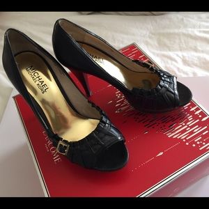 Michael Kors Leather Platform Pumps