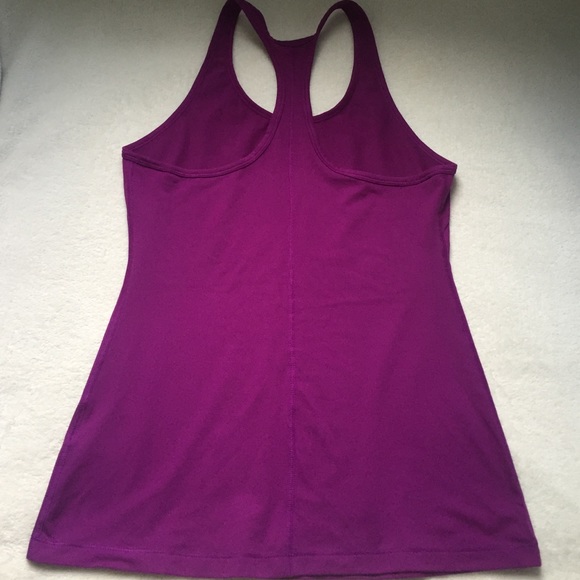 Nike dri-fit tank - Picture 3 of 3