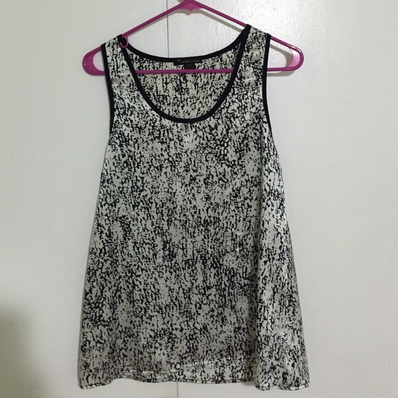 Black and white speckled top