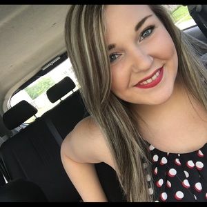 Meet your Posher, Ariana