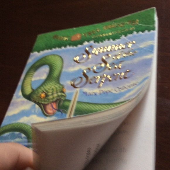 Book - Picture 4 of 4