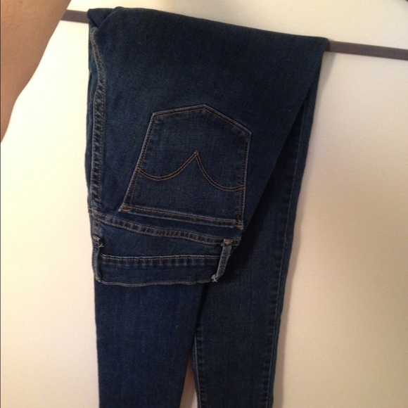 Levi's 710 super skinny jeans, size 26