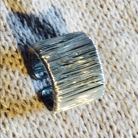 'String' ring - Picture 2 of 4