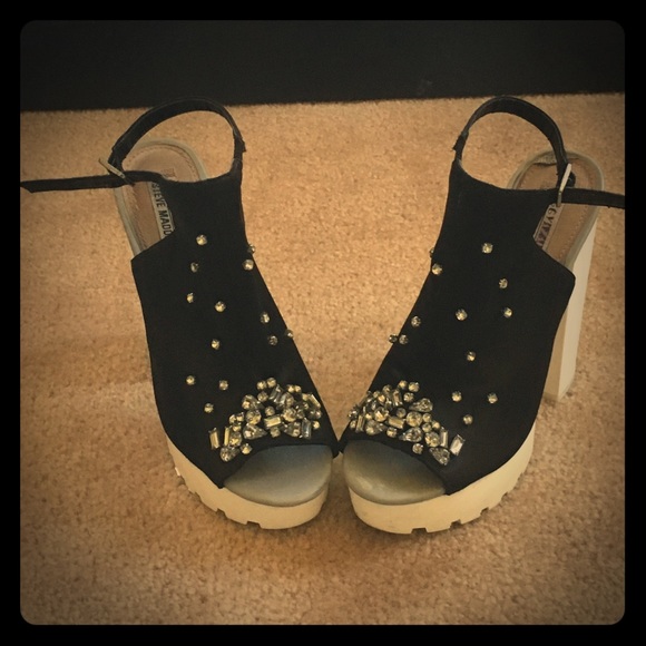 Steve Madden - Picture 1 of 4