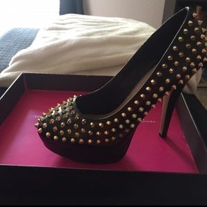 Vince Camuto Black and Gold Spiked Heels