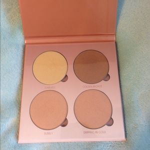 Anastasia Beverly Hills GLOW palette