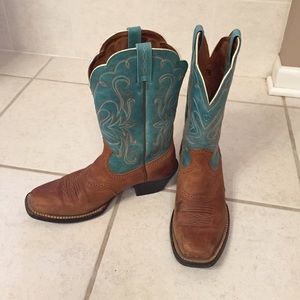 Ariat Cowgirl Boots