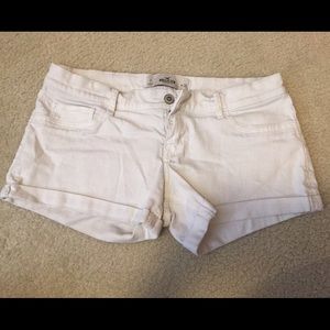White denim Hollister shorts