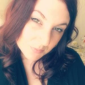 Meet your Posher, Lara