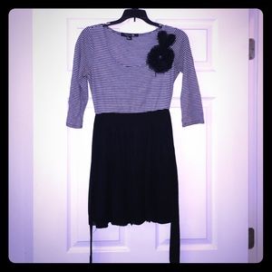 Black & white frilly dress