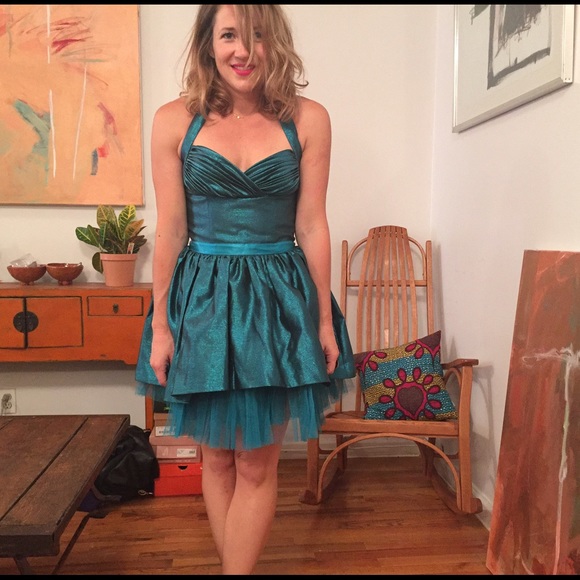 Betsy Johnson best dress!! - Picture 3 of 4